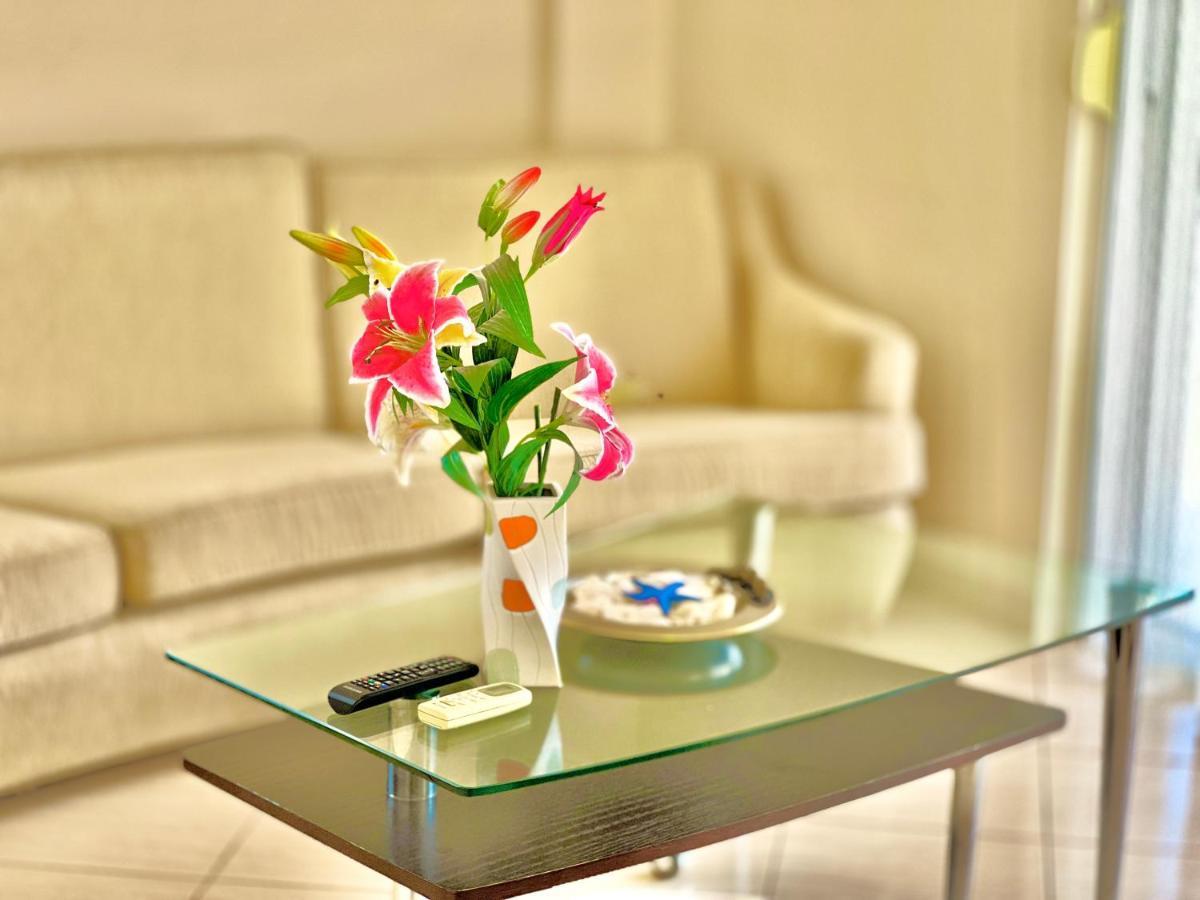 Propery Under Renovation Apartment ซารานเดอ ภายนอก รูปภาพ